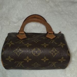 Louis VUITTON Monogram NANO SPEEDY
